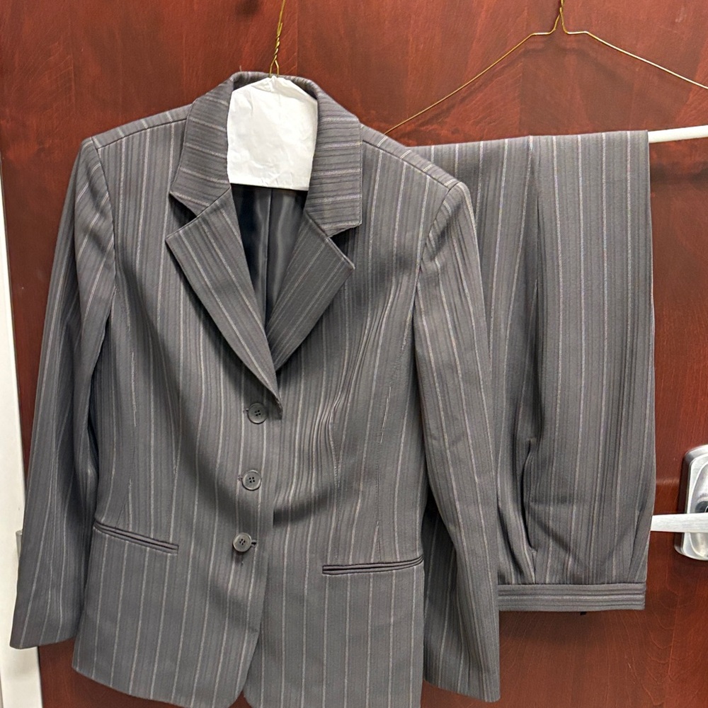 Kasper Gray Pinstripe Women's Blazer